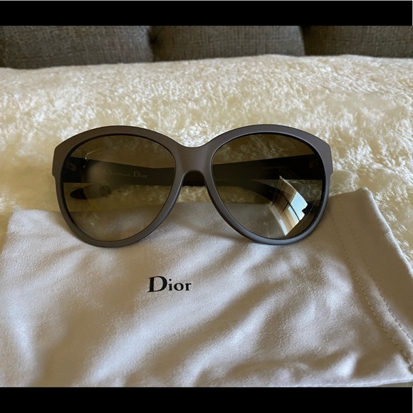 Dior sunglasses - Picture 1 of 10